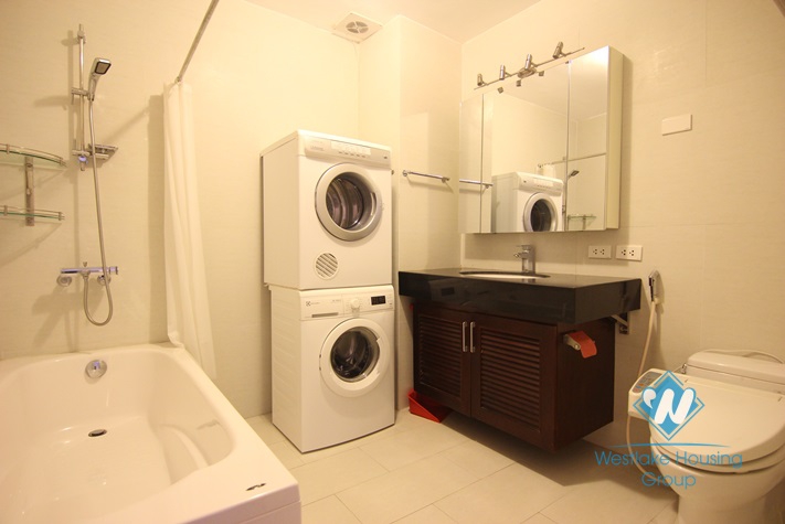 Lake view with big balcony apartment for rent in Xuan Dieu st, tay Ho district 